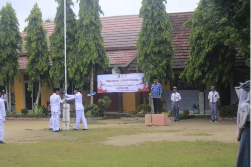 SMA Negeri 1 Dente Teladas Gelar Upacara Hari Sumpah Pemuda Ke 97